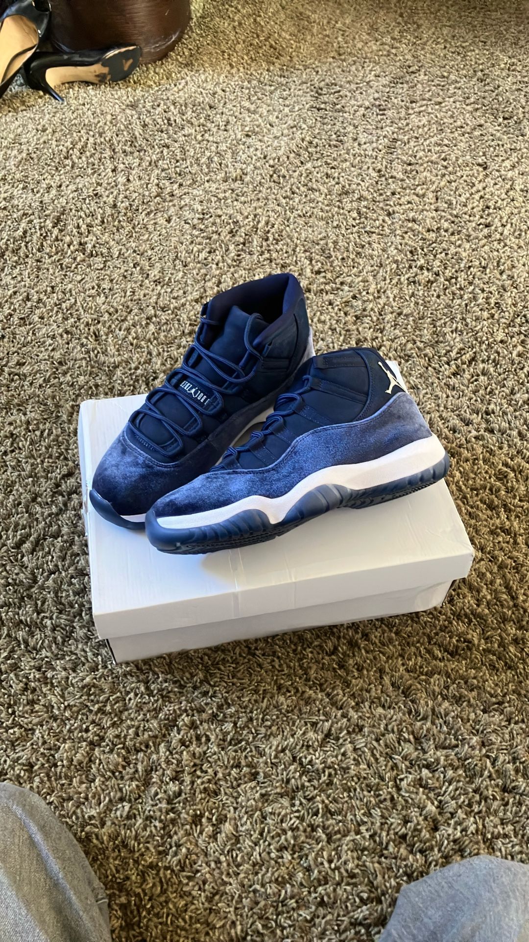 Jordan 11 Midnight Navy Size 10.5 Women’s Ds Og All