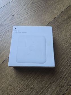 Apple 70W USB-C Power Adapter
