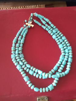 Turquoise colored glass beaded necklace