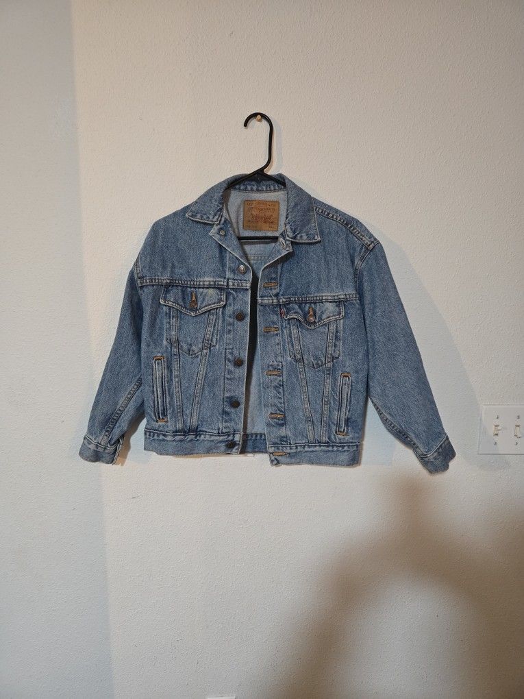 Levis Women Jacket