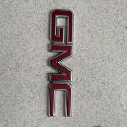 NEW EMBLEM FOR CHEVY GMC TRUCK AND PICKUP 