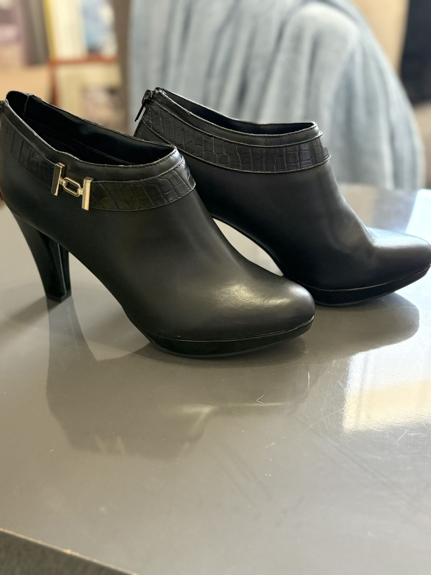 Women’s Black booties