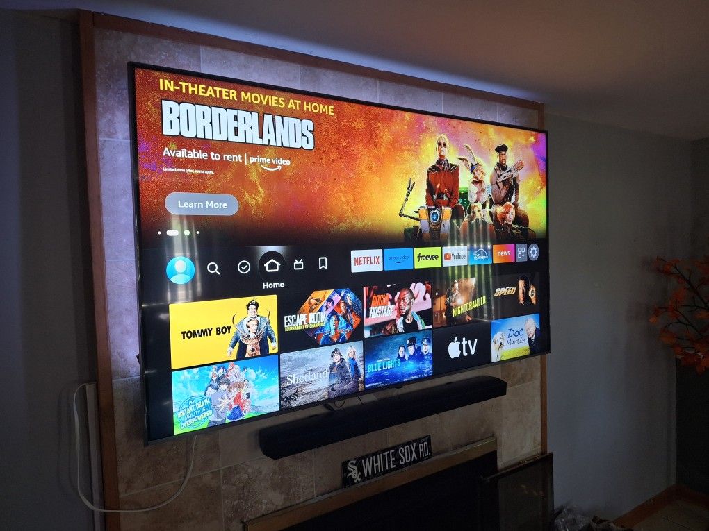 75 Inch LG TV AND Samsung Soundbar With Subwoofer Set