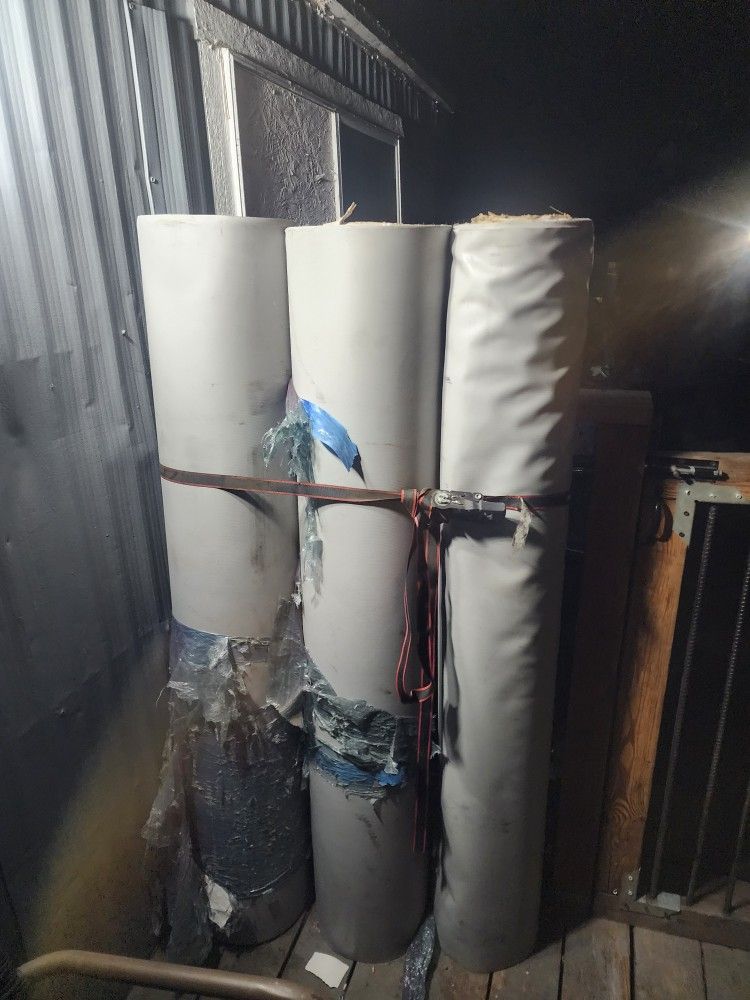 T p o roofing material