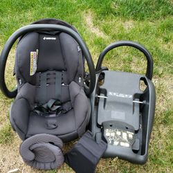 Infant Car Seat & Base - Maxi Cosi
