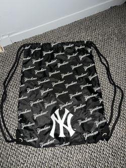 New York Yankees Drawstring Bag – Black/White Logo Backpack 13"x18"