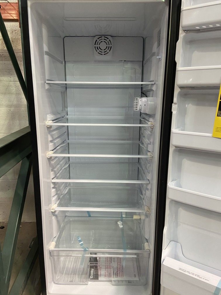 DANBY DAR110A1BSLDD 24 in. W 11.0 cu. ft. Freezerless Refrigerator in Stainless Steel, Counter