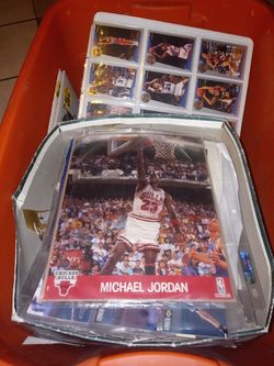 Assorted cards autographs mugs etc