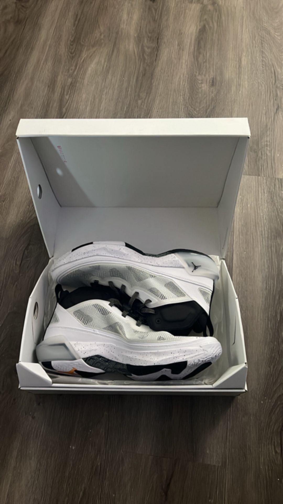 Jordan XXXVII size 13