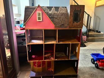 Custom build doll house for sale with furniture and accessories include