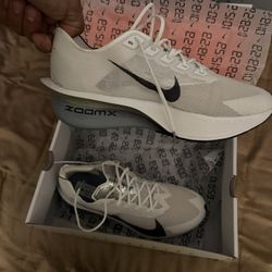 ZOOMX VAPORFLY NEXT% 4