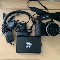 camera, keyboard, headset, and webcam