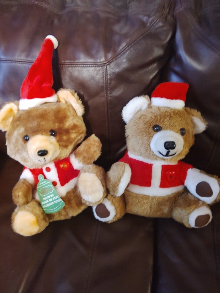 2 Musical Christmas Bears