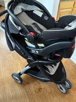 Grace Snug Ride 35 Infant/toddler Car seat And Stroller