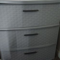 3 storage Unit 