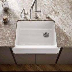 *New in box* Kolher Whitehaven 30 in. Farmhouse Apron-Front Single Bowl White Cast Iron Kitchen Sink