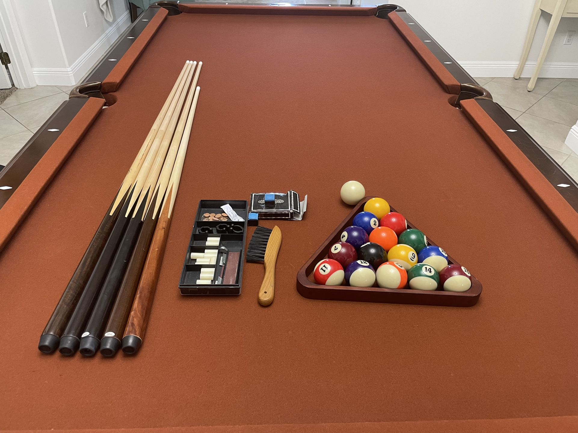 Eclipse Pool Table 