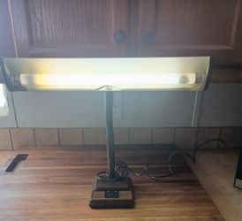 Vintage Underwriters Laboratories Portable Gooseneck Desk Lamp
