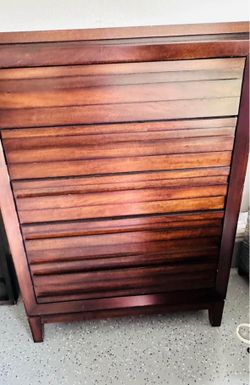 Beautiful modern high quality chest