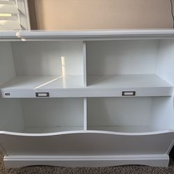 Kid’s toy chest bookshelf