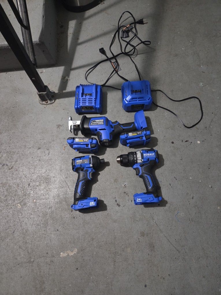 Cordless Drills And Sawsaw 