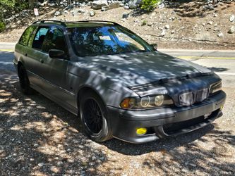 5 Speed BMW E39 5 Series Touring Wagon 525i