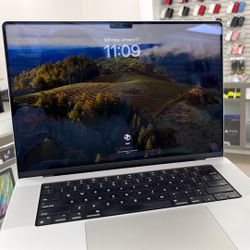 MacBook Pro M1 Chip 16inch 32gb Ram 512gb SSD 