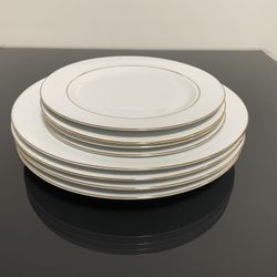 China plate set (8 pieces)