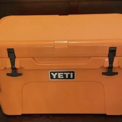 YETI Tundra 45 Cooler