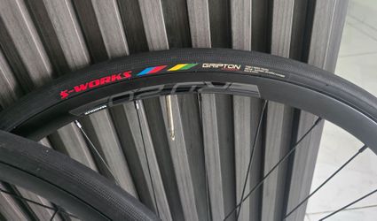 Set Wheels Maddux RD 2.0 / Specialized S Works Tires