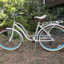 Women’s Retro Cruiser Bike