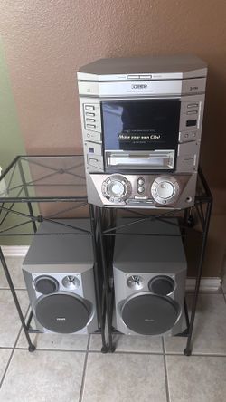 vintage Phillips 3-CD changer system with 2 speakers