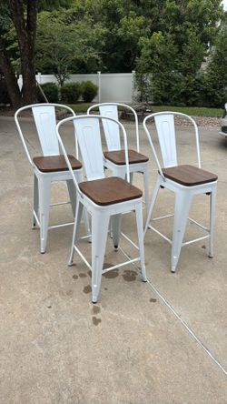Iron Counter Stools with Wooden Seats (4)