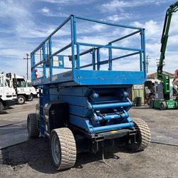 Genie scissors lift truck