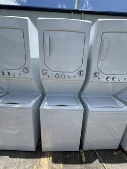 Laundry Center 24” Washer Dryer 