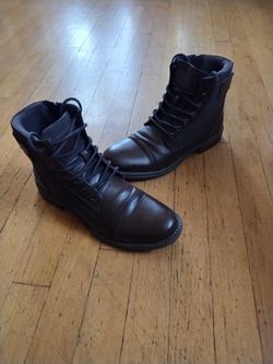 Men's Boots Size 9M