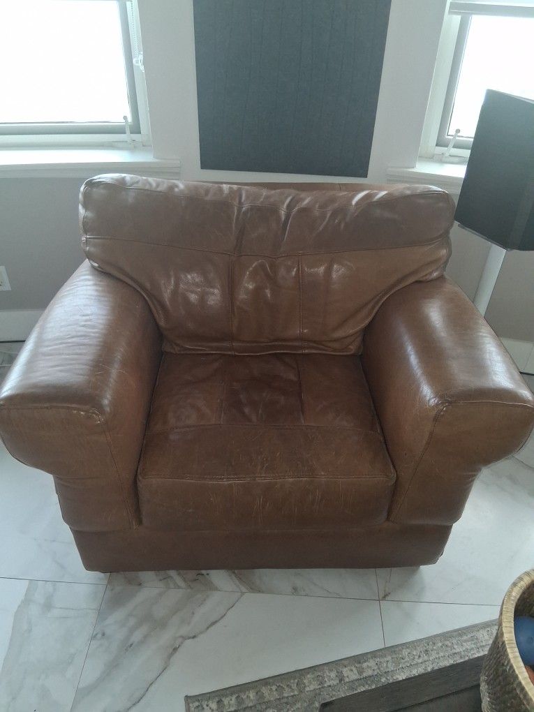 Top Grain Leather American Made Chair
