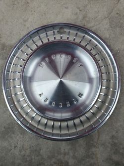 Vintage Mercury Hub Cap.
