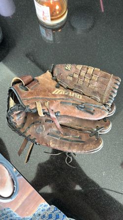 Mizuno MWW 1259 Baseball Glove