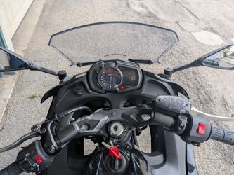 2019 Ninja 650 Black 5,200 miles $5,500