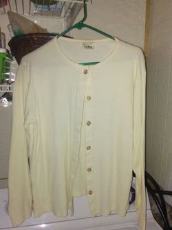 L.L. BEAN CARDIGAN