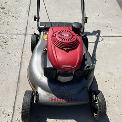 Honda Lawn Mower with Bag