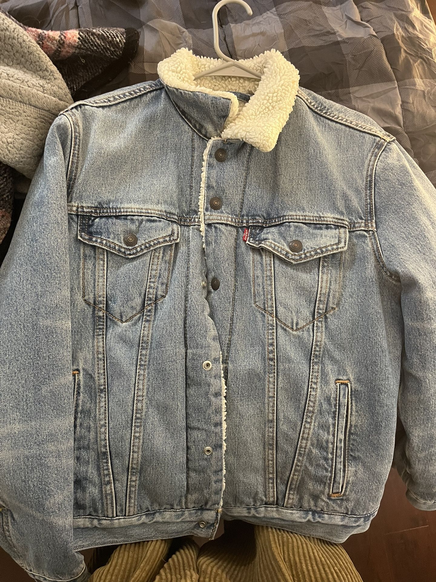 Levi Denim Jacket Medium