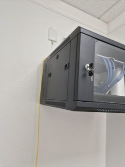 Server Station