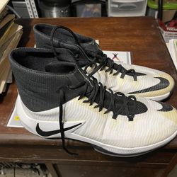 Nike Basketball Shoes