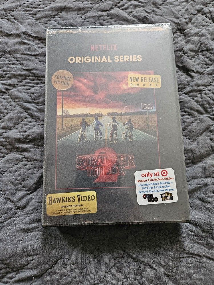 Stranger Things Season 2 (Factory Sealed) Blue Ray/DVD Combo