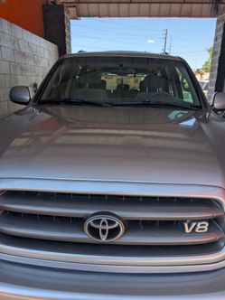 2002 Toyota Sequoia