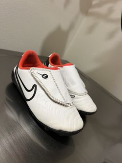 10.5 C US Nike Soccer Cleats Shoes  ⚽️ 👟 Kids Toddles