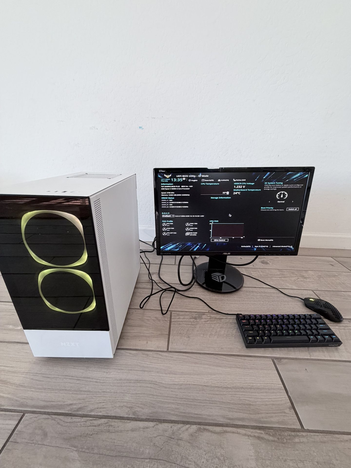 Gaming PC - Mouse, Keyboard, Monitor Included