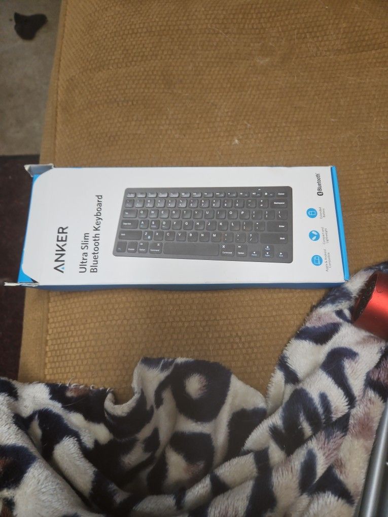 Ultra Slim Bluetooth Keyboard